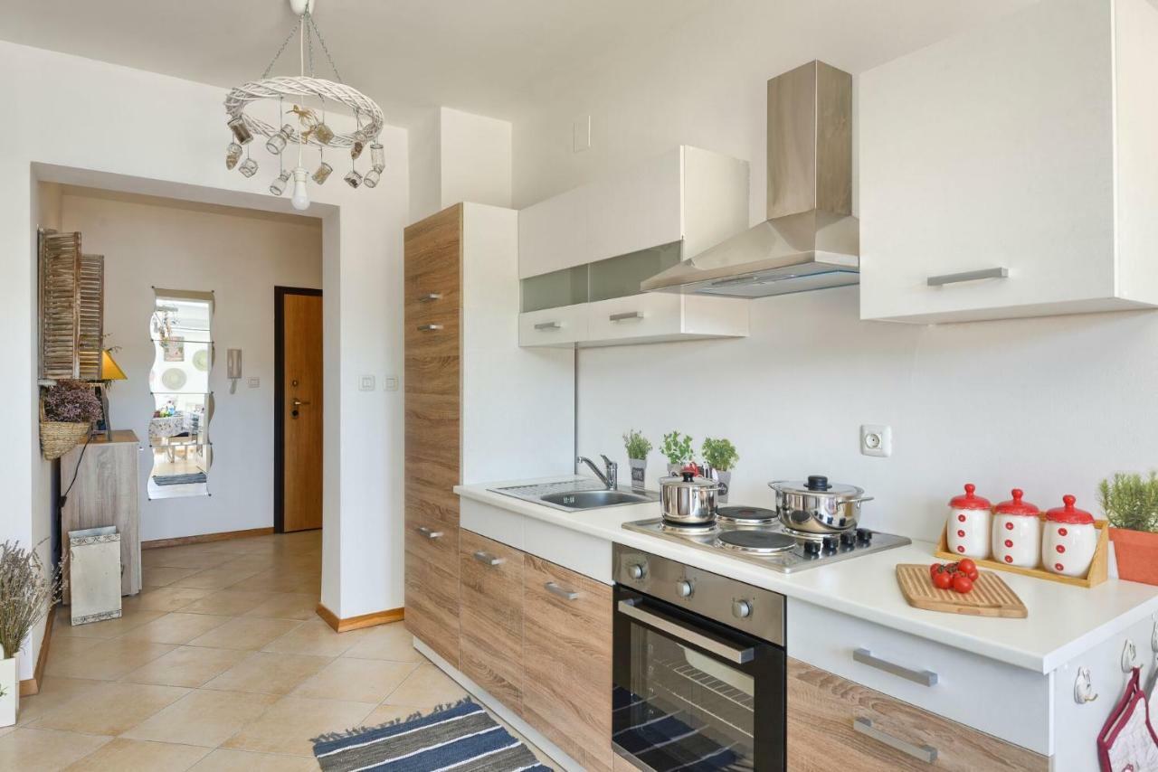 Duboko Plavo Apartment กรินิตซา ภายนอก รูปภาพ